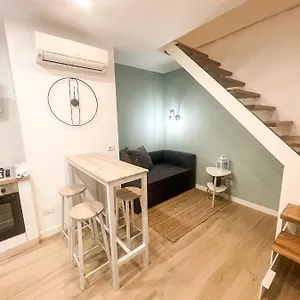 https://buen-retiro-52.hotels-amalfi.com
